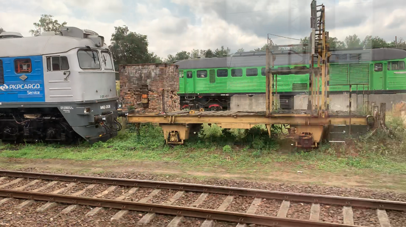 Dwie lokomotywy M62. 2021 rok. Zdjęcie Karol Placha Hetman