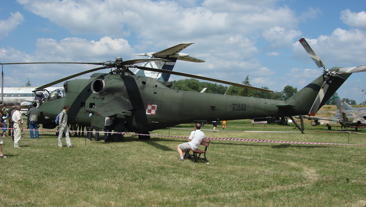 Mil Mi-24 Nb 728. 2008 rok. Zdjęcie Karol Placha Hetman