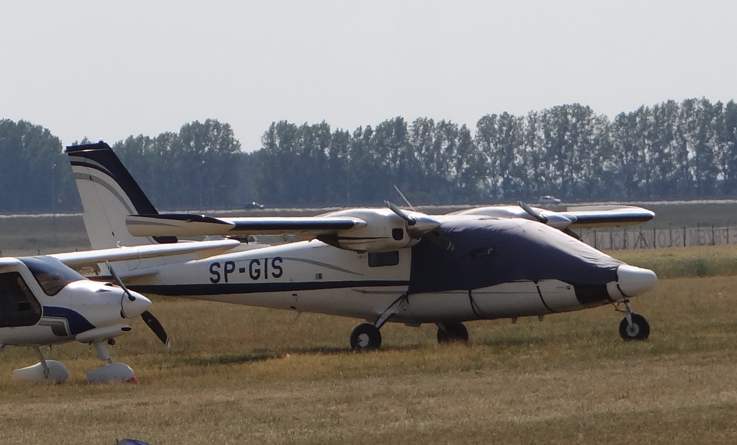 Vulcanair P.68 SP-GIS. 2021 year. Photo by Karol Placha Hetman