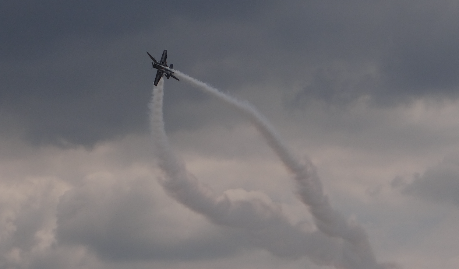 XtremeAir XA-41 z pilotem Artur Kielak. Jak-3 U z pilotem Mateusz Strama. "Jordan". Nowy Targ 2018 rok. Zdjęcie Karol Placha Hetman