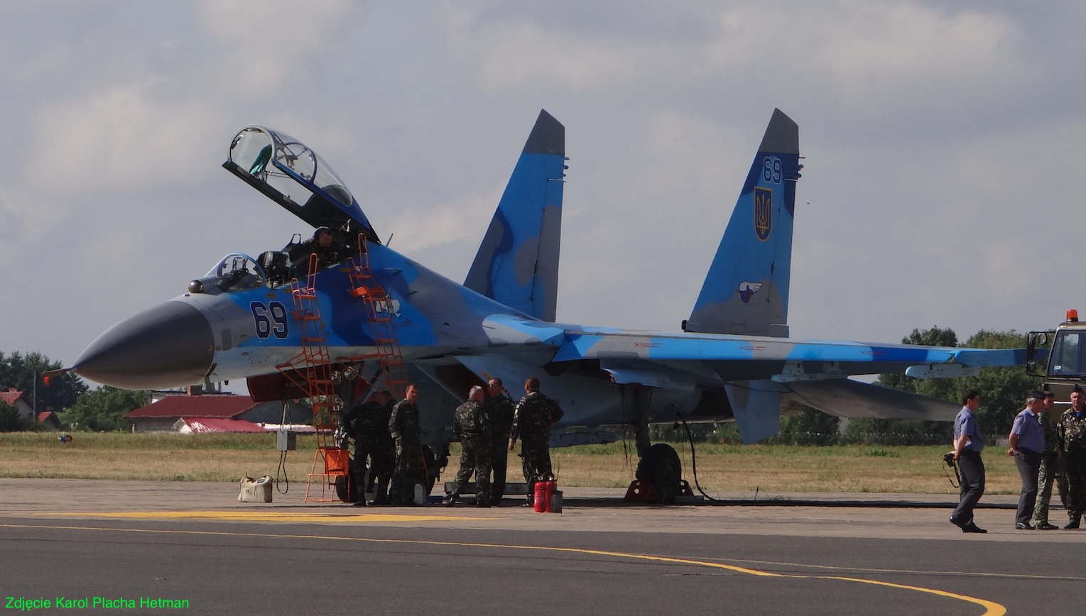 Suchoj Su-27 U nb 69. 2011 rok. Zdjęcie Karol Placha Hetman