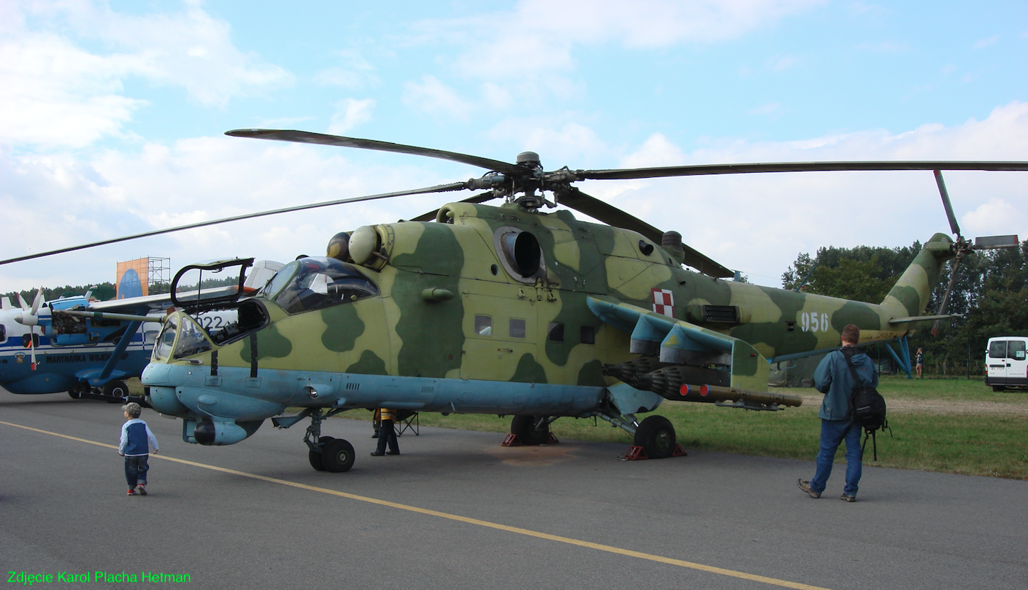 Mil Mi-24 Nb 956. 2007 rok. Zdjęcie Karol Placha Hetman