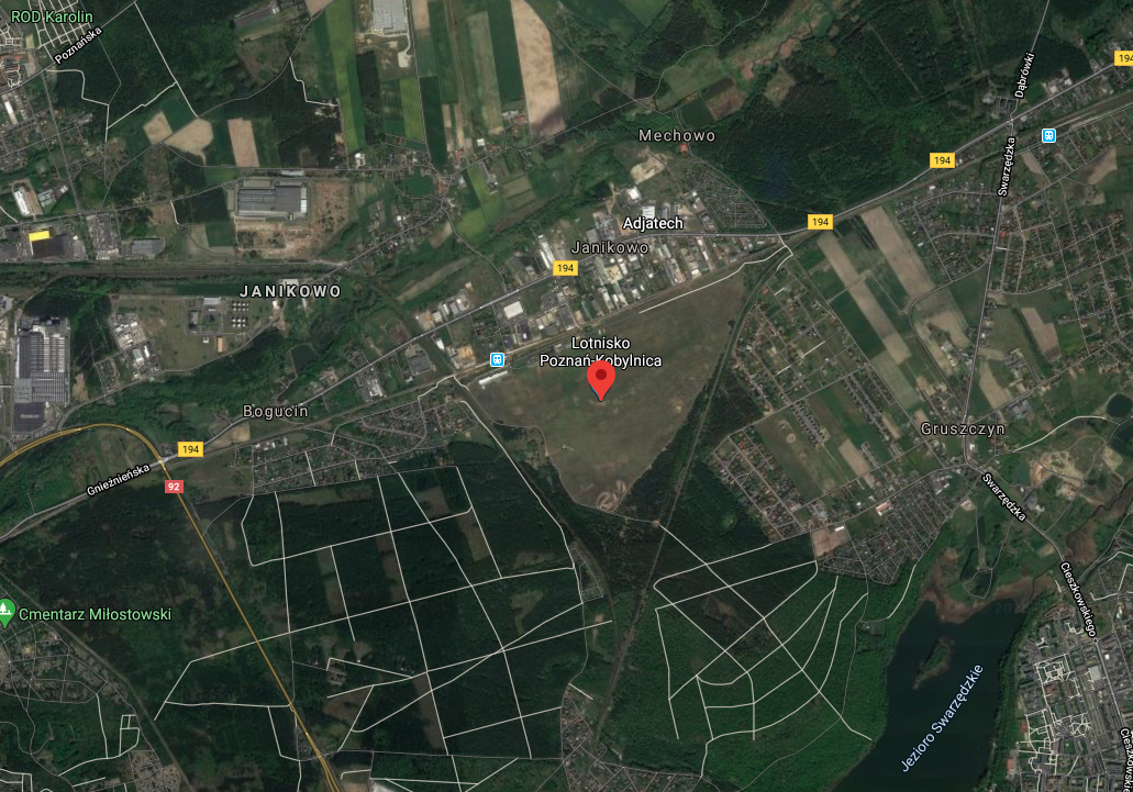 Lotnisko Kobylnica Poznań, widok z satelity. 2020 rok. Zdjęcie LAC