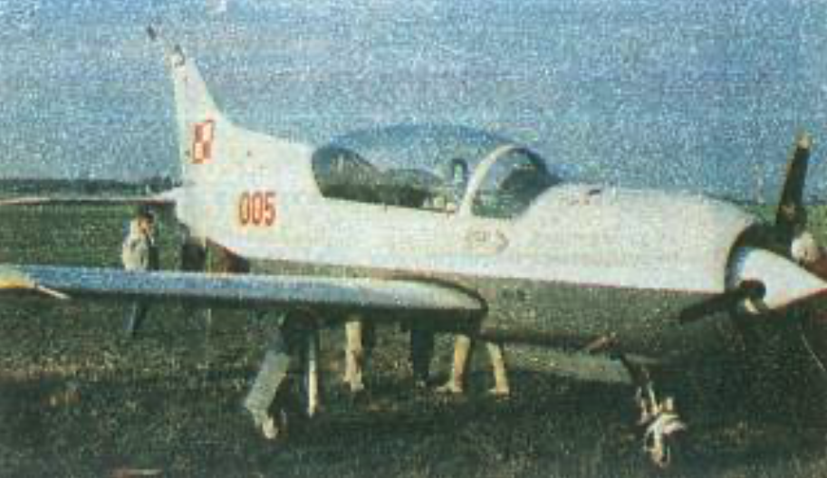 PZL-130 nb 005. Photo of LAC