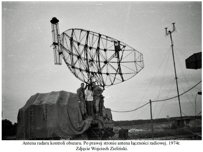 Antena radaru kontroli obszaru. 1974 rok. Zdjęcie Wojciech Zieliński