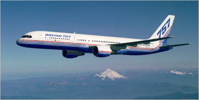 Boeing 757. 1982 year. Photo by Boeing Company