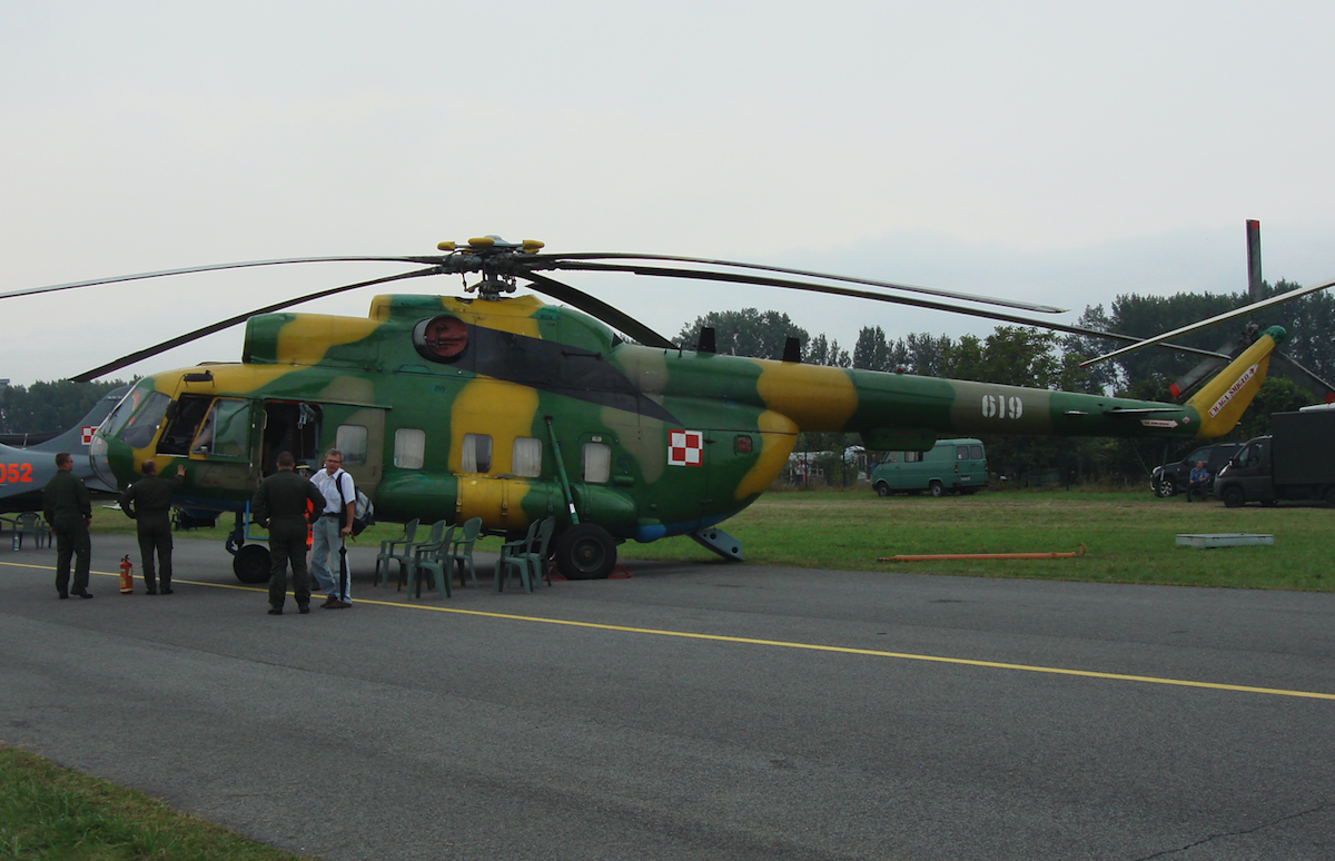 Mi-8 PS nb 619. 2009 rok. Zdjęcie Karol Placha Hetman