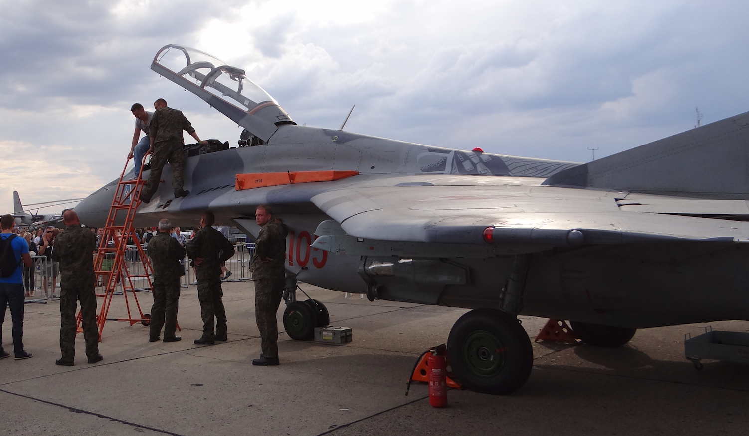 MiG-29 UB nb 4105. 2015 rok. Zdjęcie Karol Placha Hetman