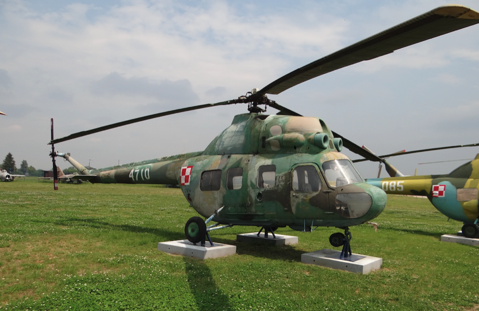 PZL Mi-2 nb 4710 Wojska Polskiego wycofany ze służby. 2012 rok. Zdjęcie Karol Placha Hetman