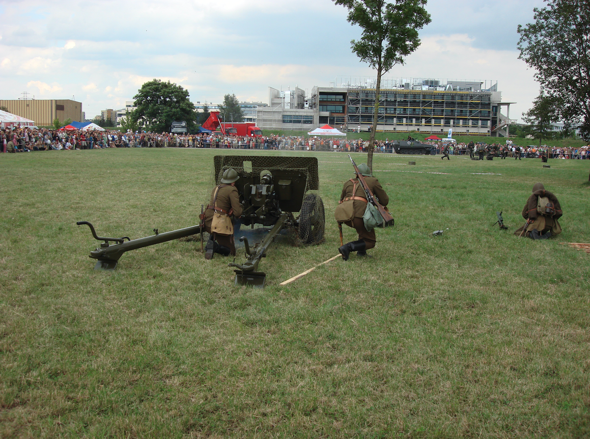 Staging of the Battle of Normandy. 2007. Photo by Karol Placha Hetman