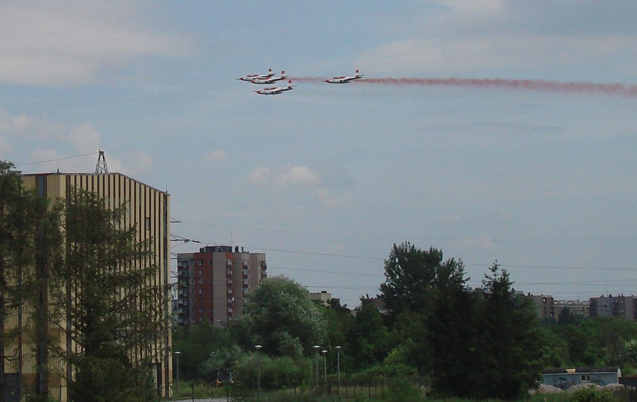 "White and Red Sparks". Krakow 2007 year. Photo by Karol Placha Hetman