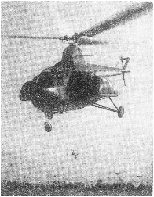Mi-1 w wersji sanitarnej z bocznymi gondolami dla przewozu rannych i chorych. Zdjęcie WAF