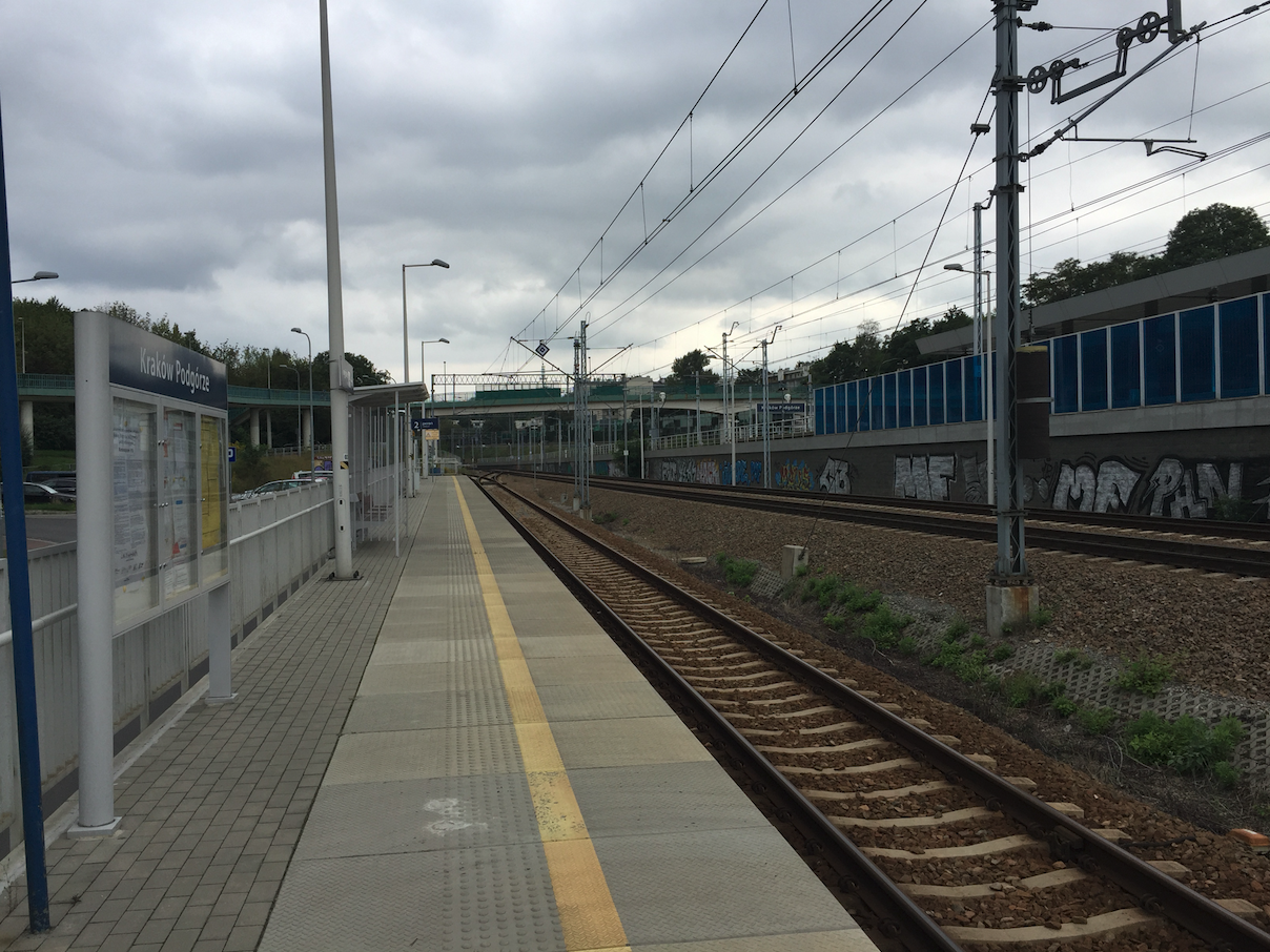 Krakow Podgórze. Platform 2. 2020. Photo by Karol Placha Hetman