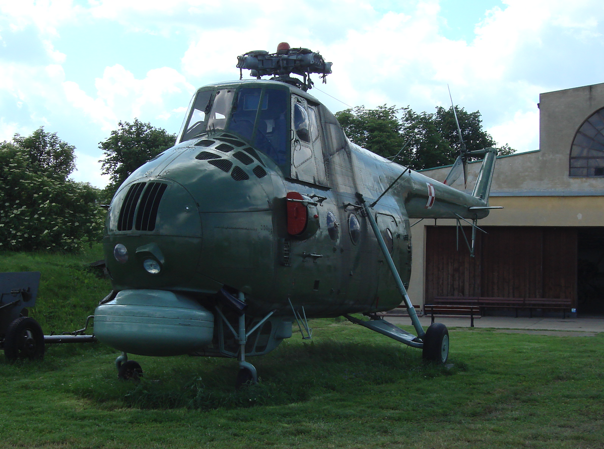 Mil Mi-4 ME nb 6. 2009 rok. Zdjęcie Karol Placha Hetman