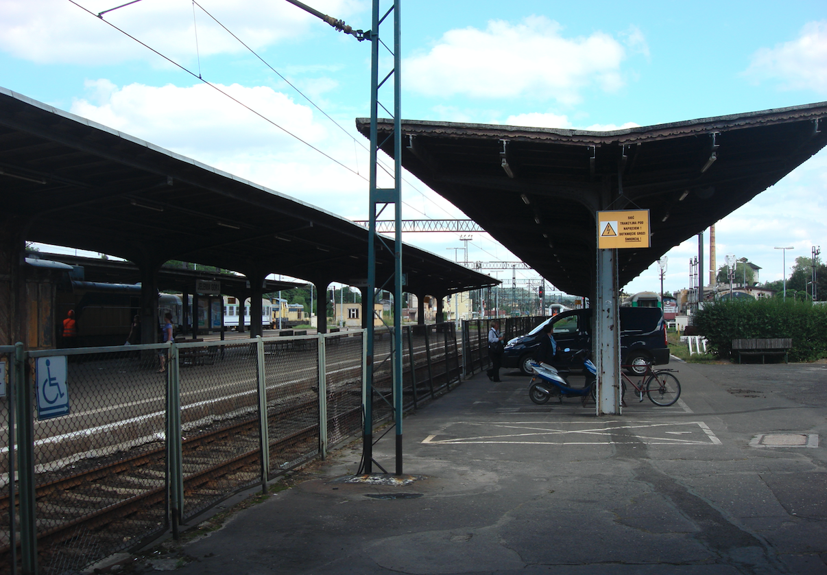 Jelenia Góra railway station. 2010 year. Photo by Karol Placha Hetman