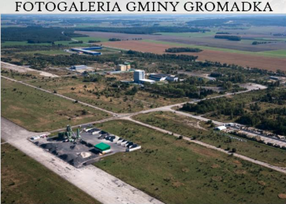 Krzywa airport. 2008 year. Photo of the Gromadka commune