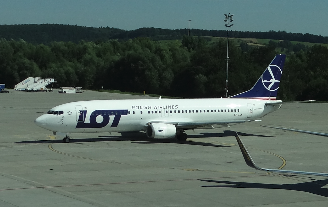 Boeing B.737-400 registration SP-LLF. Balice 2012 year. Photo by Karol Placha Hetman