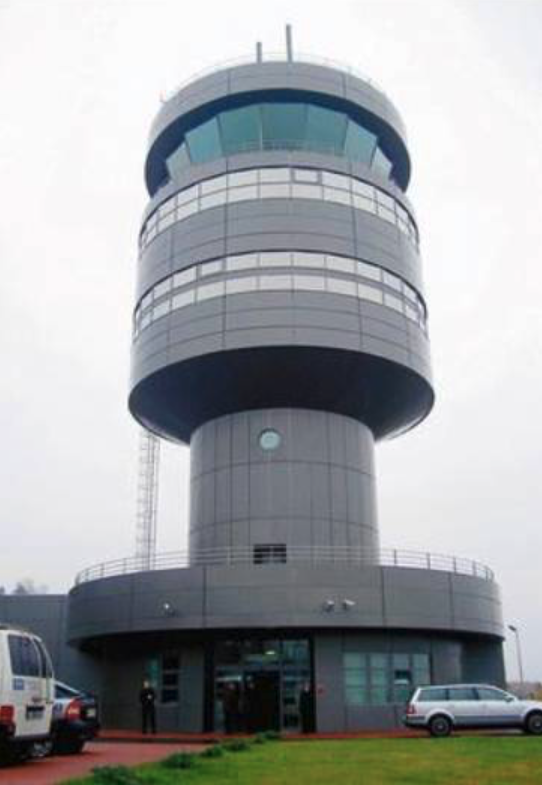 Wieża Kontroli Lotów, Lotnisko Goleniów. 2009 rok. Zdjęcie LAC