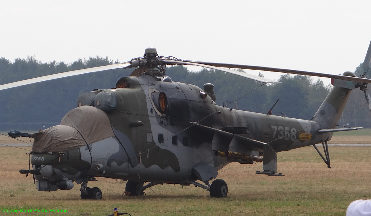 Mil Mi-24V Nb 7358 Czech. 2015 year. Photo by Karol Placha Hetman