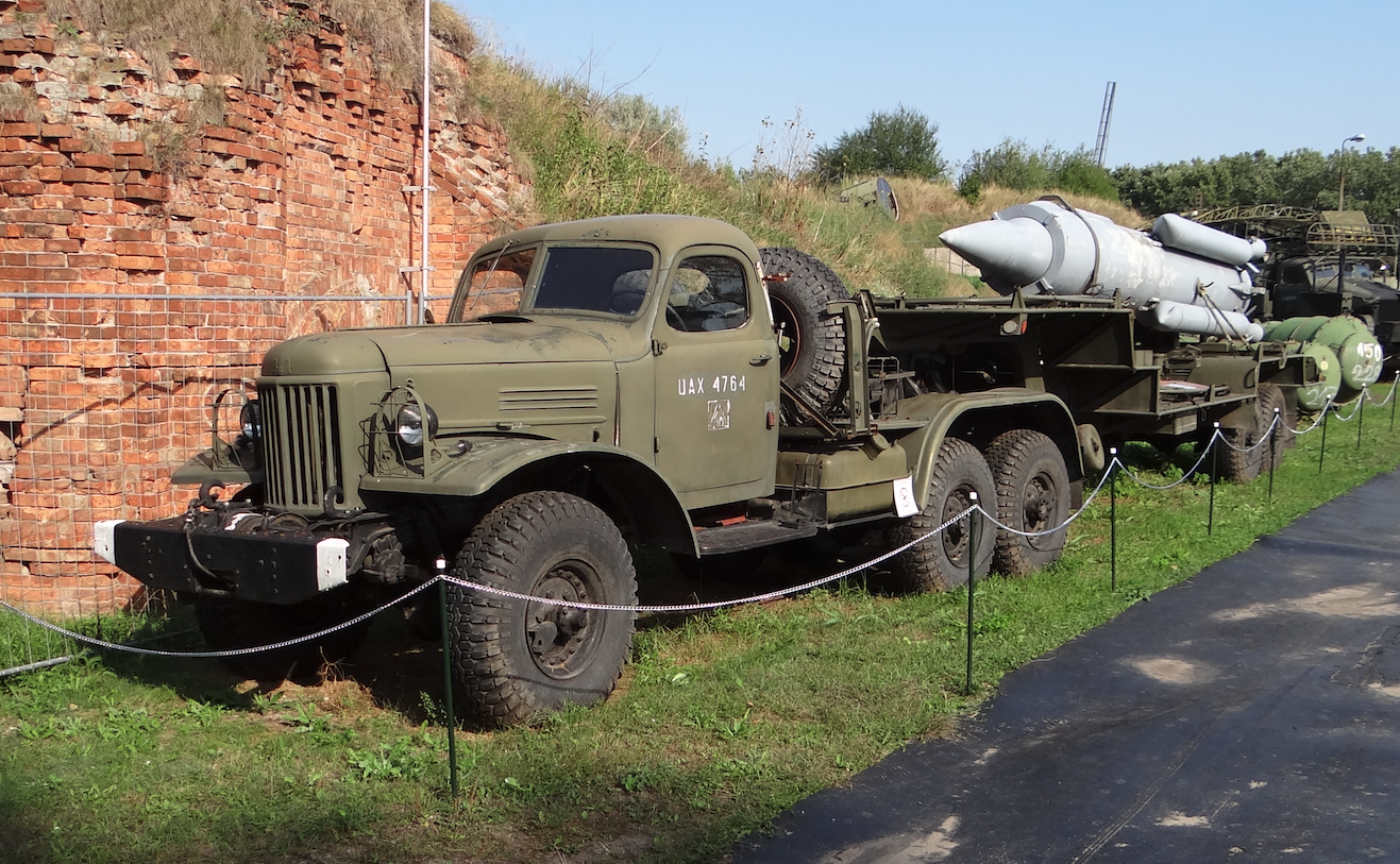 Ciężarówka transportowa 2T6, samochód Ził-151, systemu 2K11 Krug. 2012 rok. Zdjęcie Karol Placha Hetman