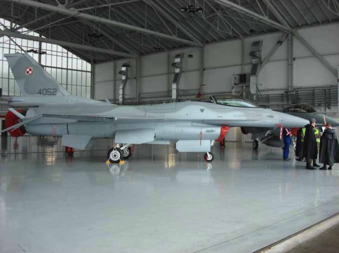 Jastrząb F-16 C nb 4052. Krzesiny 26.06.2007 rok. Zdjęcie Karol Placha Hetman