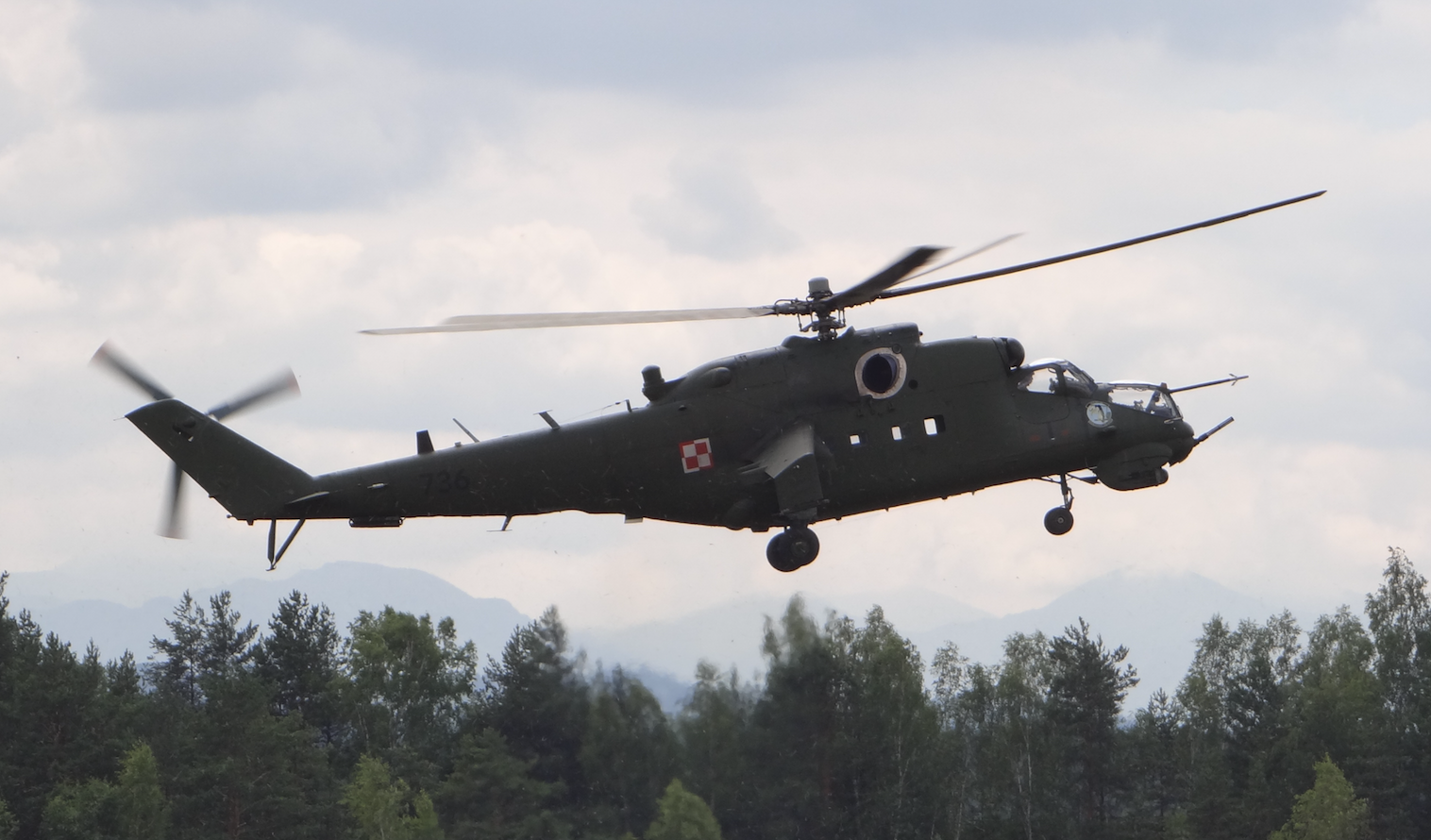 Mil Mi-24 nb 736. Nowy Targ 2018 rok. Zdjęcie Karol Placha Hetman