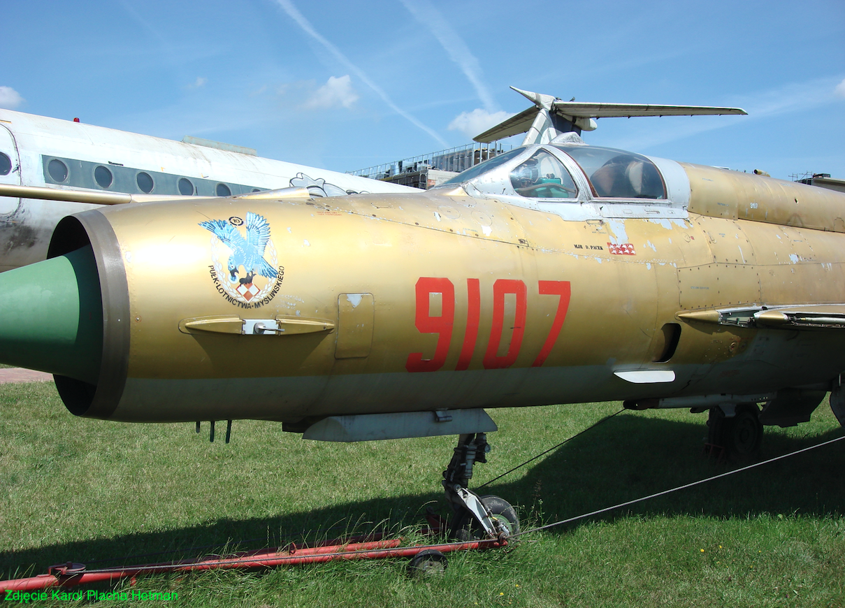 MiG-21 MF nb 9107. 2006 rok. Zdjęcie Karol Placha Hetman