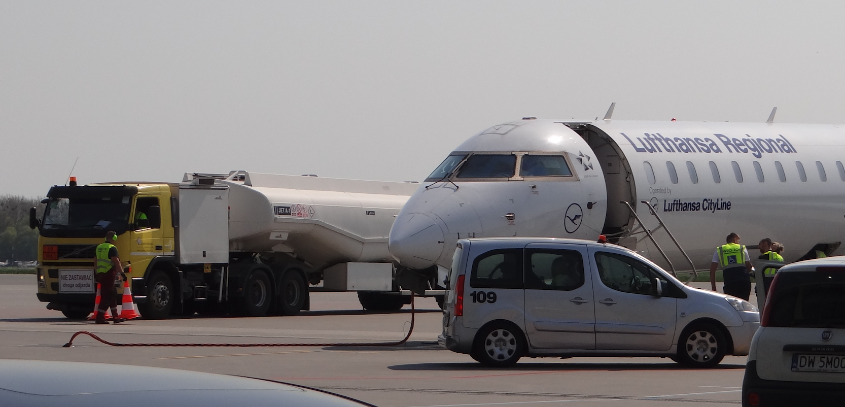 Lotnisko Strachowice. Bombardier CRJ-900LR rejestracja D-ACNG. 2018 rok. Zdjęcie Karol Placha Hetman