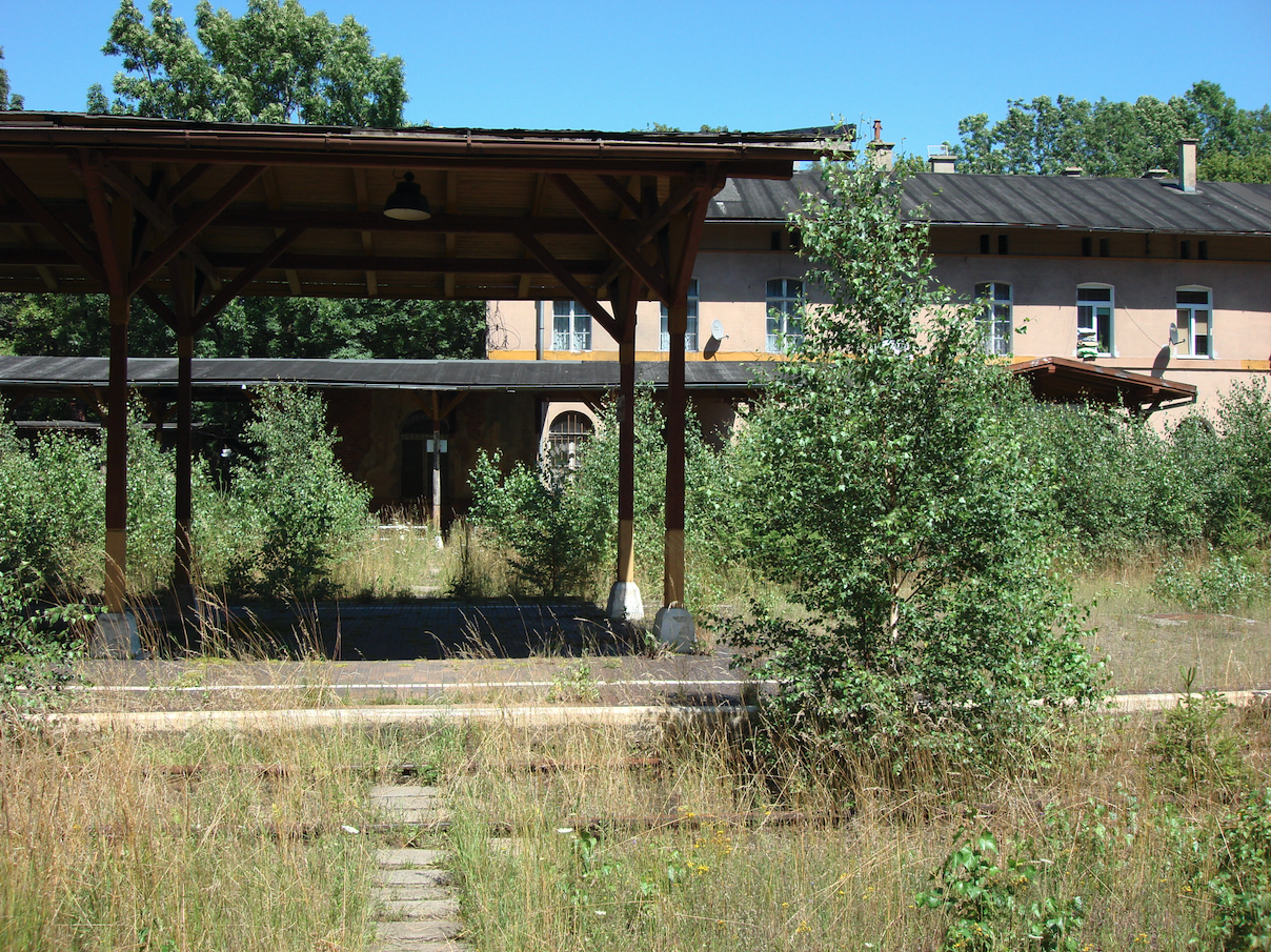 Jedlina Zdrój railway station. 2007 year. Photo by Karol Placha Hetman