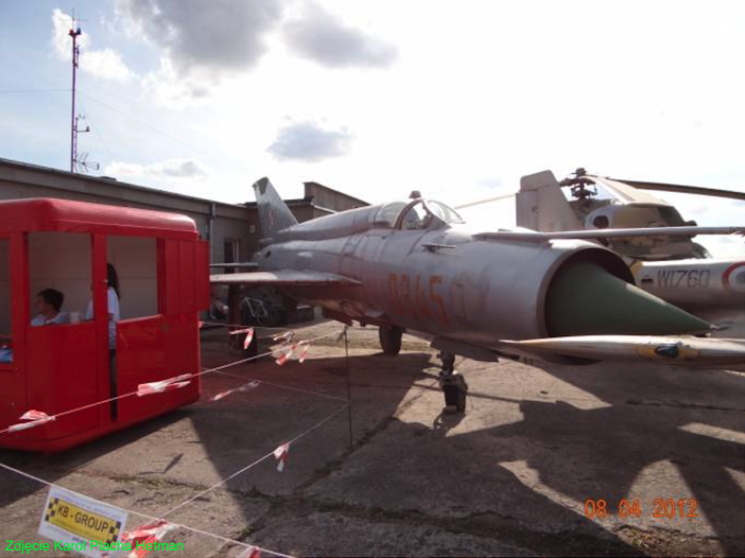 MiG-21 bis nb 0845 nr 75080845. 2012 rok. Zdjęcie Karol Placha Hetman