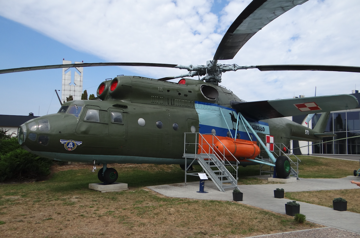 Mil Mi-6 A nb 670 w Muzeum Sił Powietrznych w Dęblinie. 2017r. Zdjęcie Karol Placha Hetman