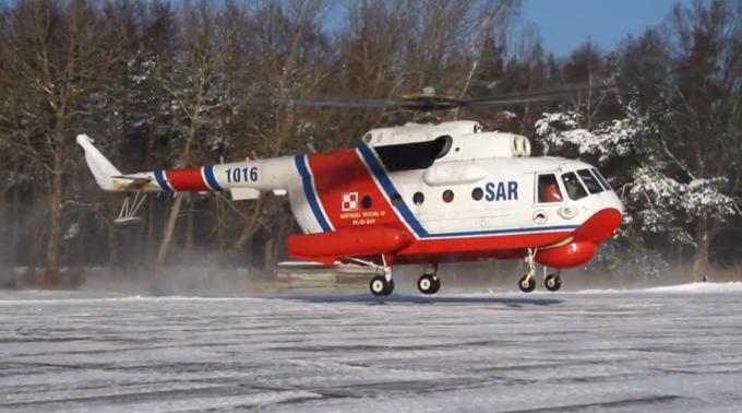 Mi-14 PS Nr A1016 Lotnisko Darłowo 2010r. Zdjęcie LAC.