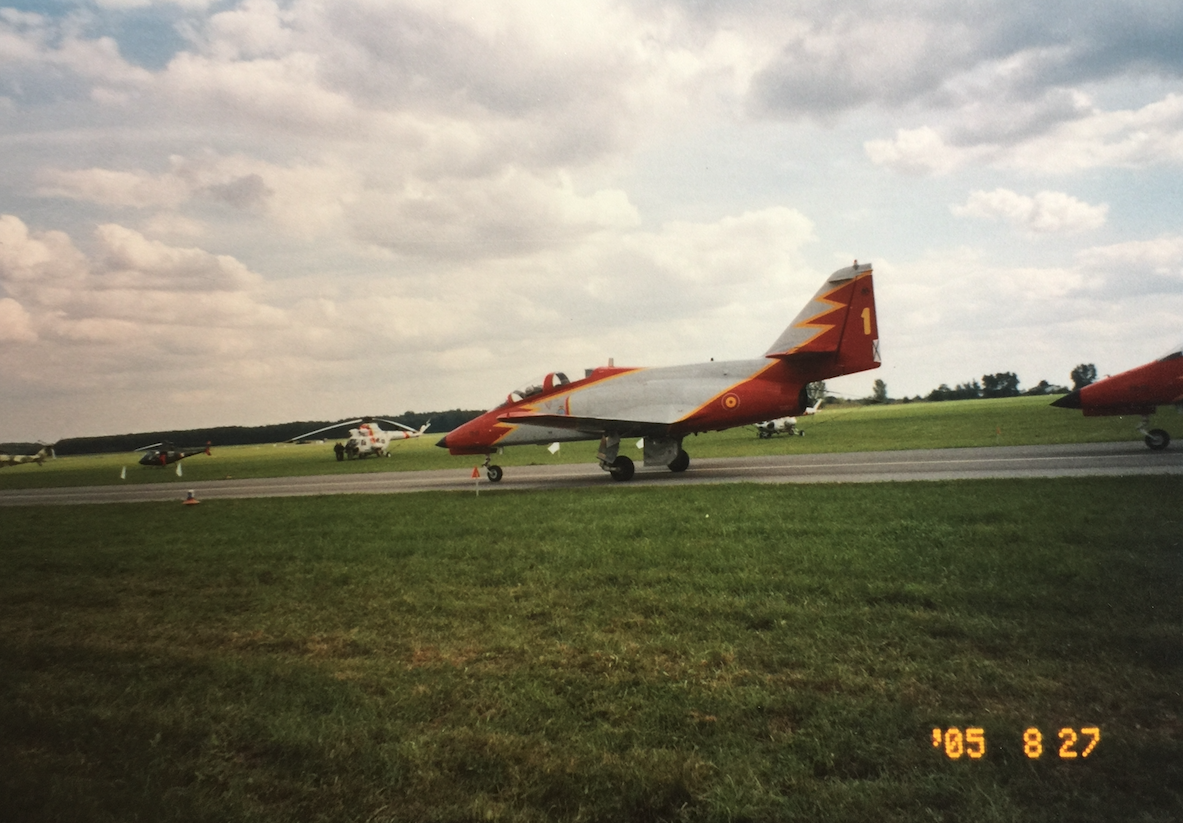 CASA C-101 Aviojet nb 1 of the Patrulla Aquila team. Radom 2005. Photo by Karol Placha Hetman