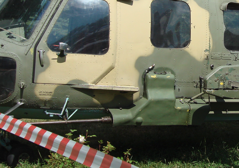 PZL Mi-2 z zabudowanym działkiem NS-23. 2006 rok. Zdjęcie Karol Placha Hetman