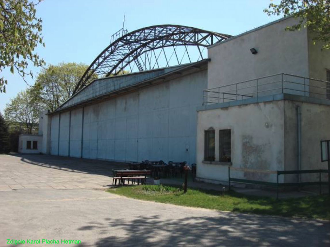 Hangar muzeum. 2009 rok. Zdjęcie Karol Placha Hetman