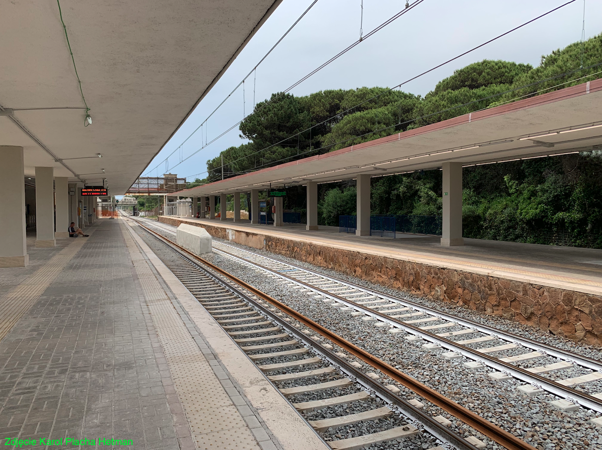 Rome-Ostia suburban railway. Castel Fusano station. 2023. Photo by Karol Placha Hetman