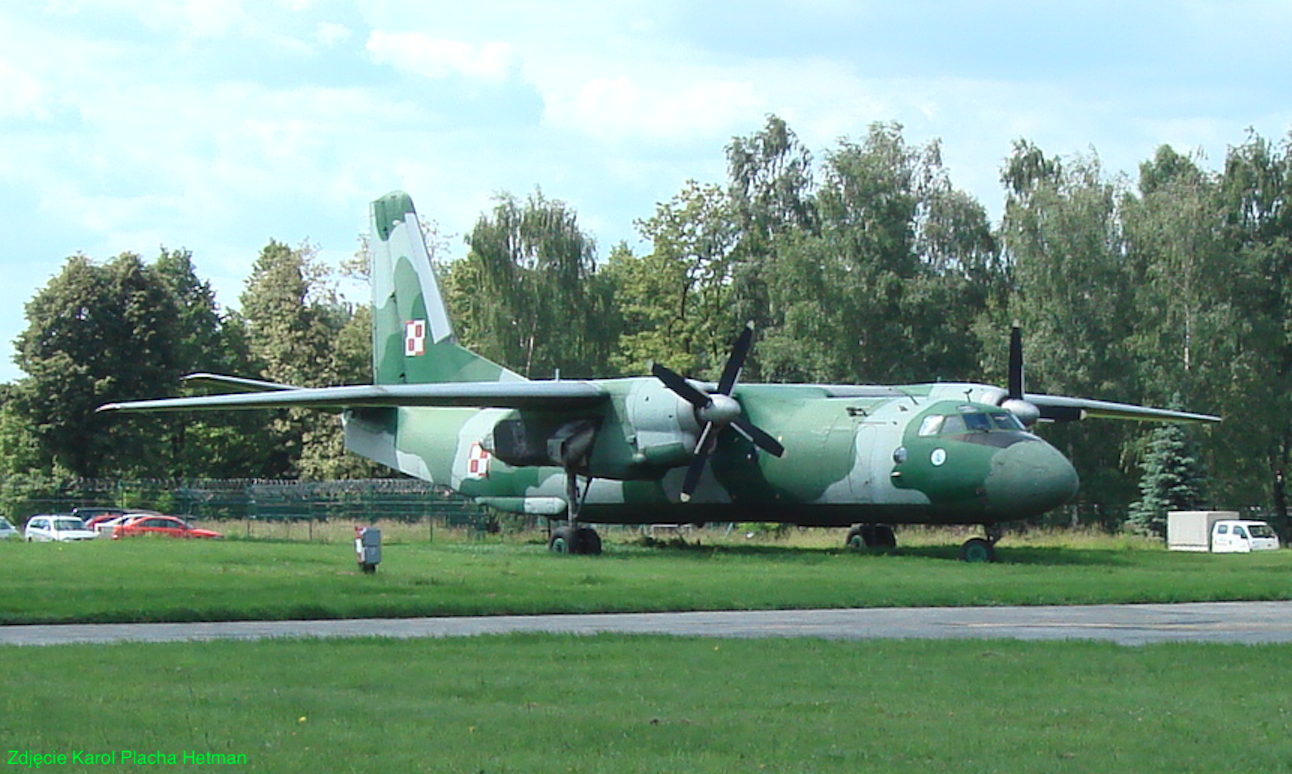 Antonow An-26. 2009 rok. Zdjęcie Karol Placha Hetman