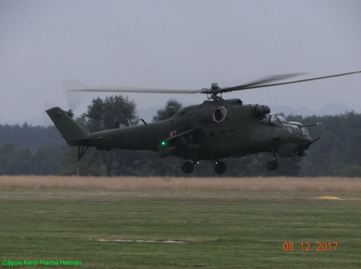 Mil Mi-24 Nb 734. 2017 rok. Zdjęcie Karol Placha Hetman