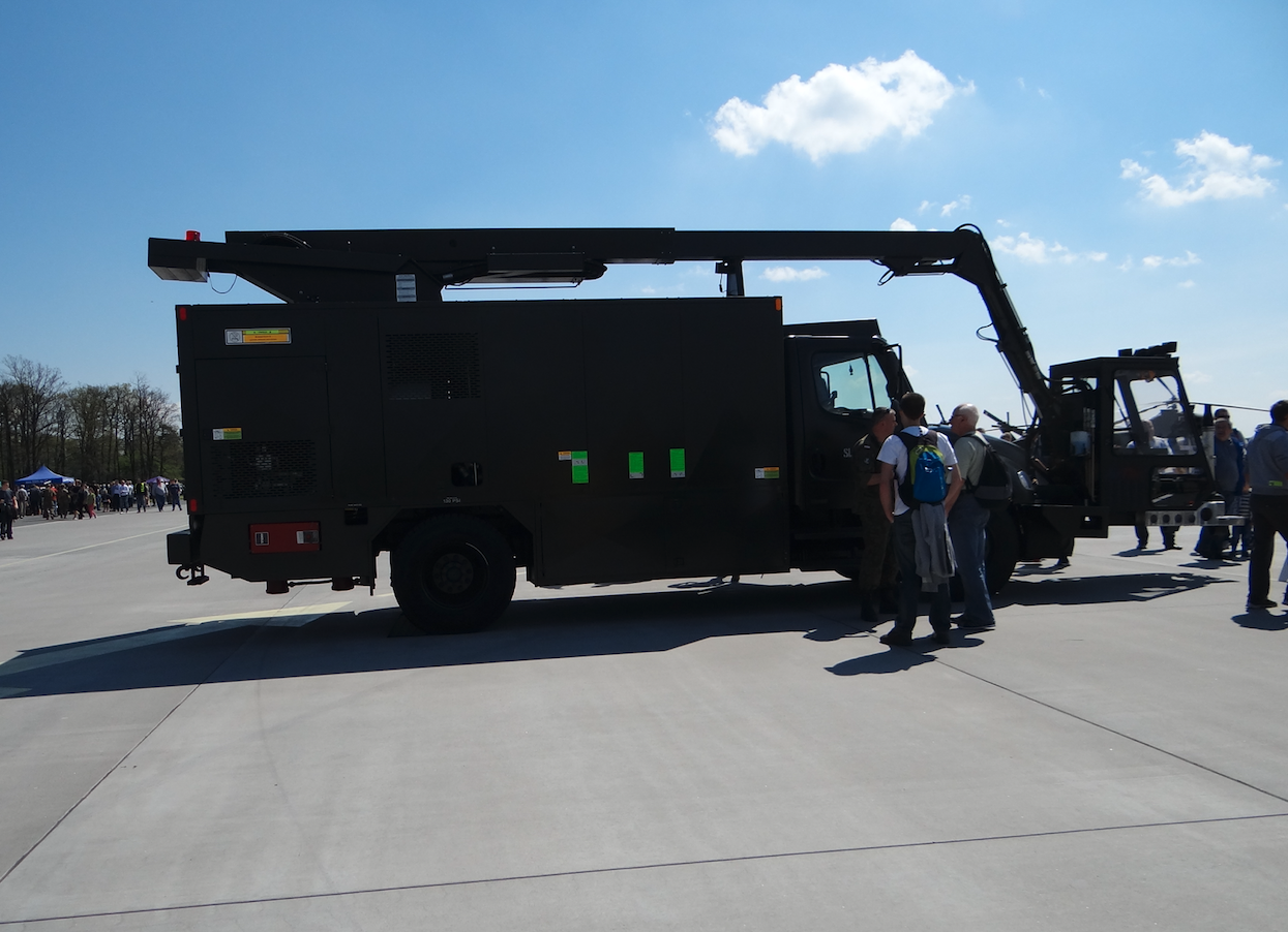 Vehicle for ice removal from airplanes. 2017. Photo by Karol Placha Hetman