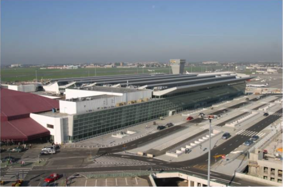 Terminal 2. 2008 rok. Zdjęcie LAC