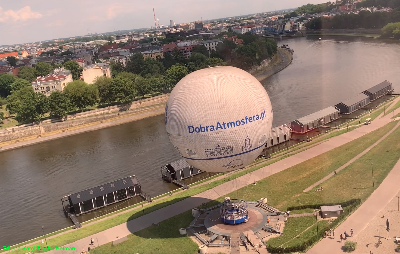 Cracow. Sightseeing balloon. 2023. Photo by Karol Placha Hetman