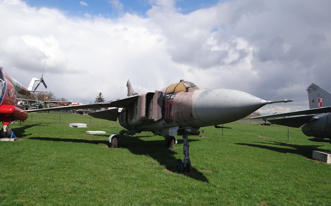 MiG-23 MF nb 117. Dęblin 2017 rok. Zdjęcie Karol Placha Hetman