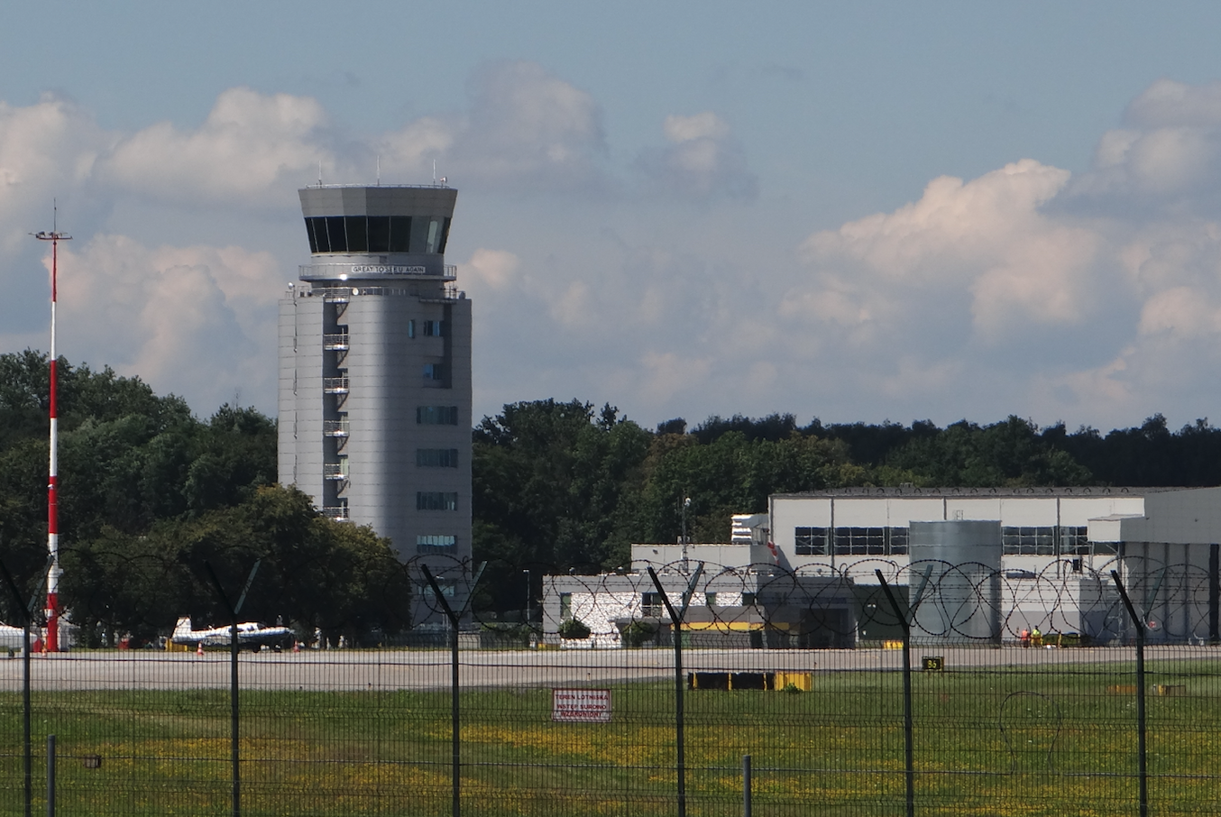 New airport control tower in Balice. 2020 year. Photo by Karol Placha Hetman