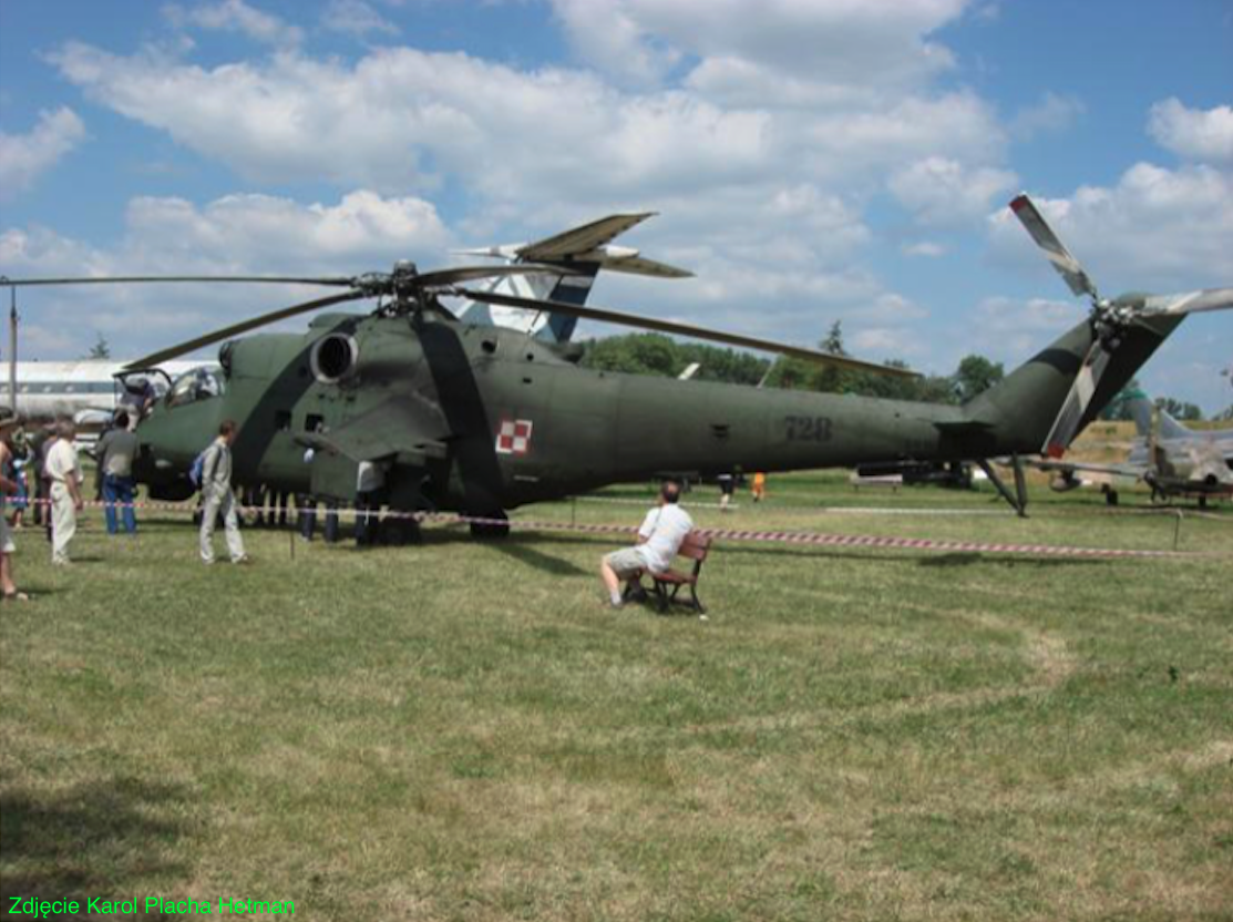 Mi-24 nb 728. 2007 rok. Zjęcie Karol Placha Hetman