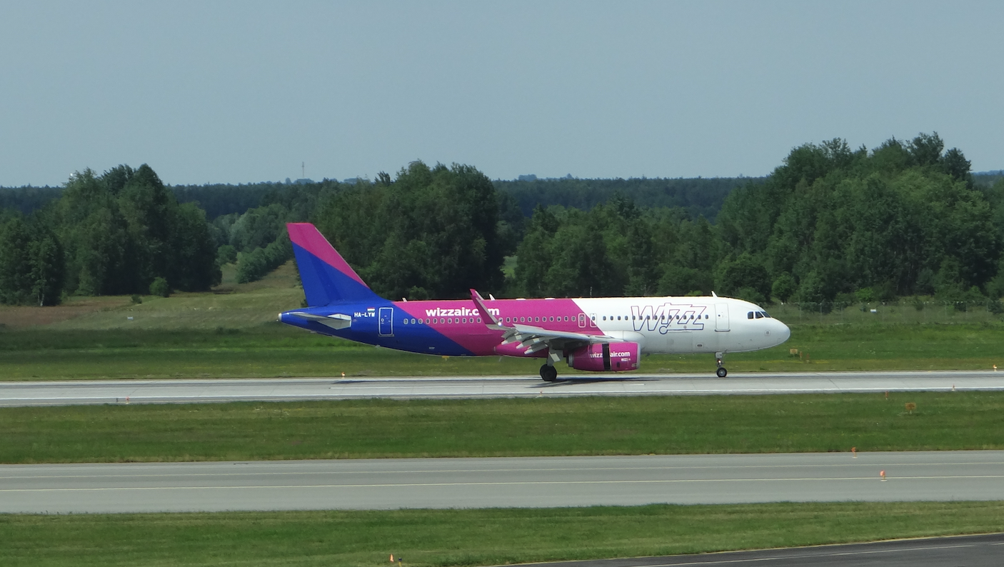 Katowice Pyrzowice. Airbus A.320. 2019 rok. Zdjęcie Karol Placha Hetman