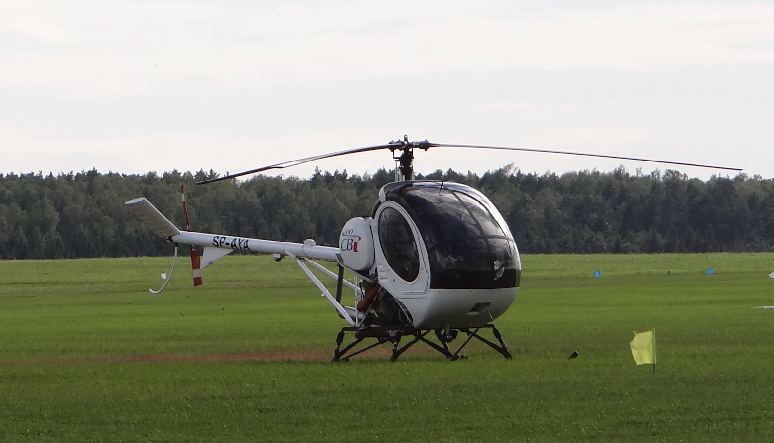 Schweizer 300 CBi rejestracja SP-AYA. Mazury Air Show 2018. Zdjęcie Karol Placha Hetman