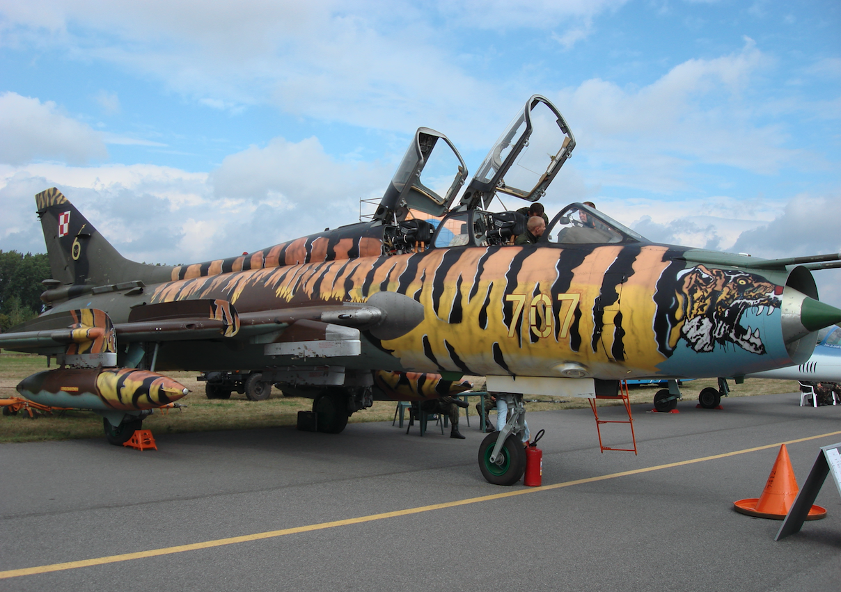 Su-22 nb 707 from Świdwin. 2007. Photo by Karol Placha Hetman