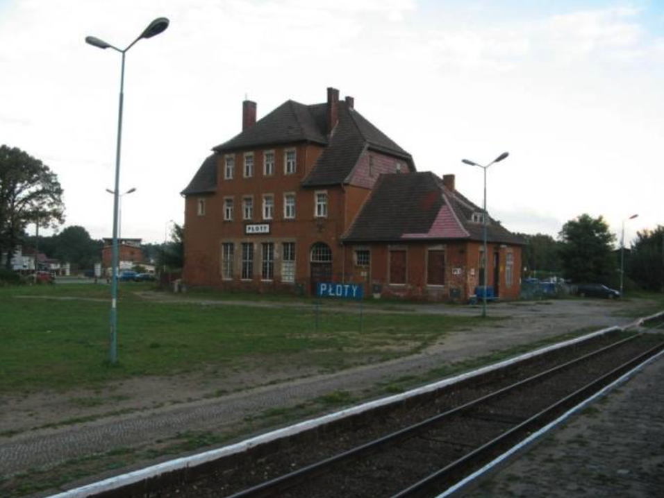Stacja kolejowa Płoty. 2008 rok. Zdjęcie LAC