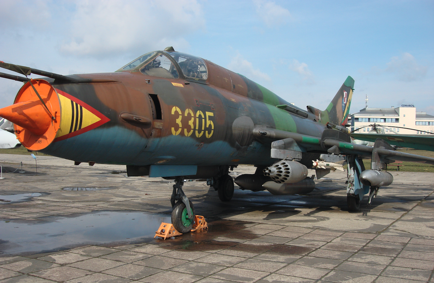 Su-22 M 4 nb 3305 użytkowany w Powidzu. 2009 rok. Zdjęcie Karol Placha Hetman