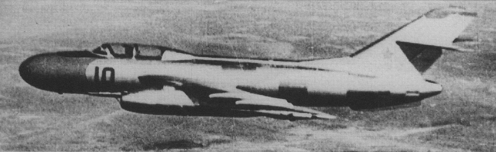 Samolot OKB Jakowlew Jak-25 M. Zdjęcie LAC